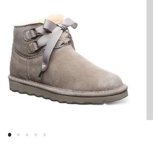 BearPaw Women’s Jessica Boots - Size 10